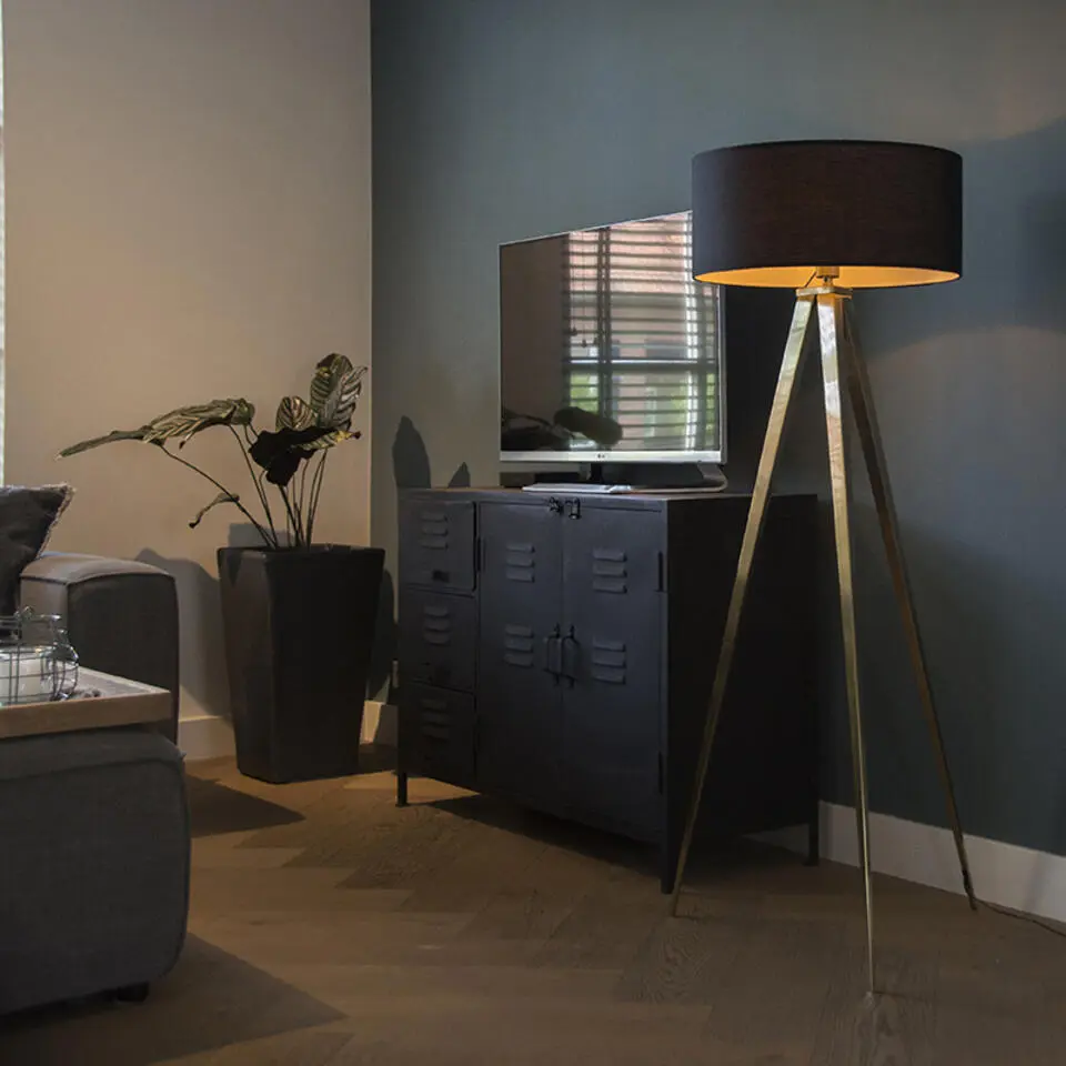 Qazqa vloerlampen ilse zwart e27