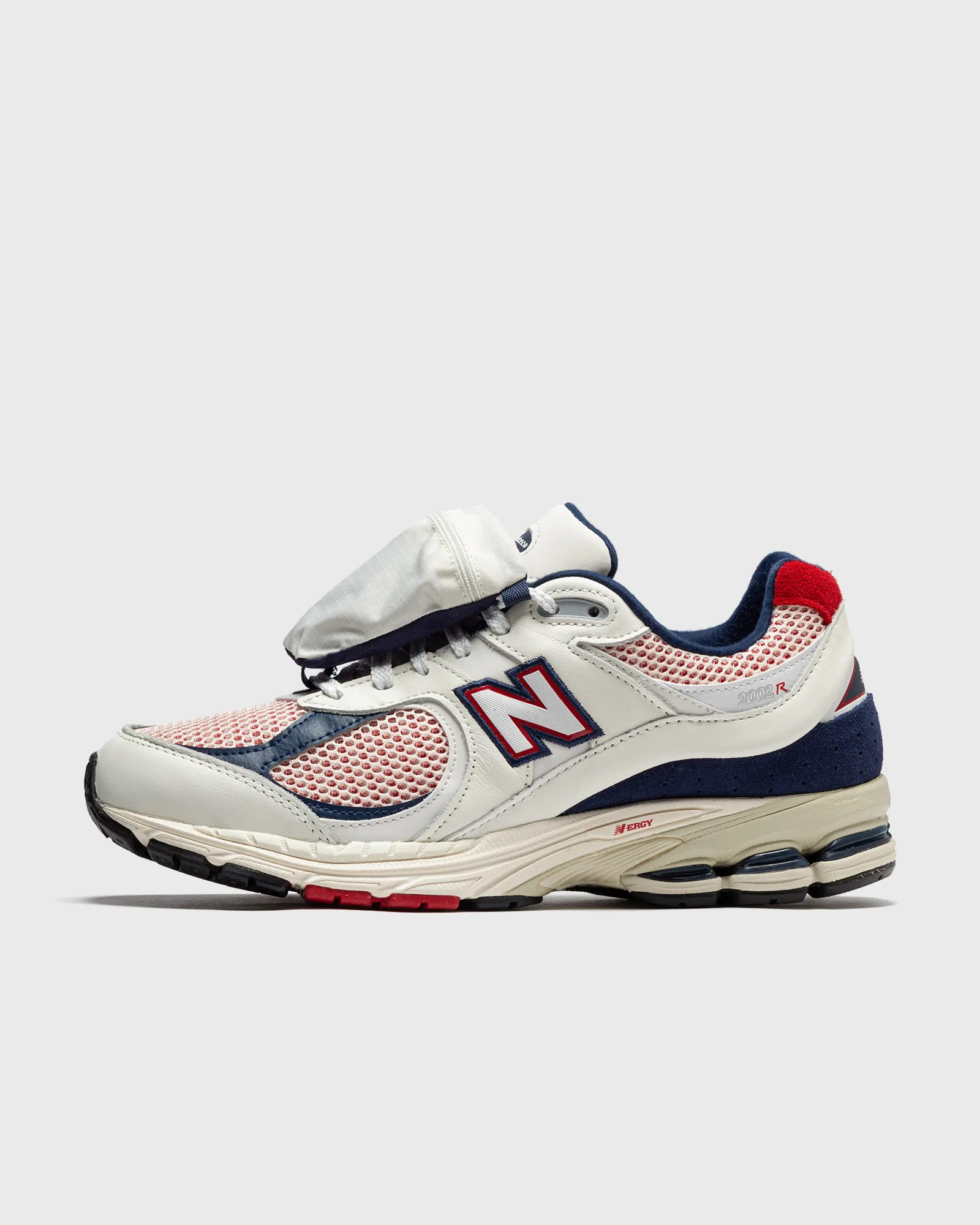 New Balance 2002R VE