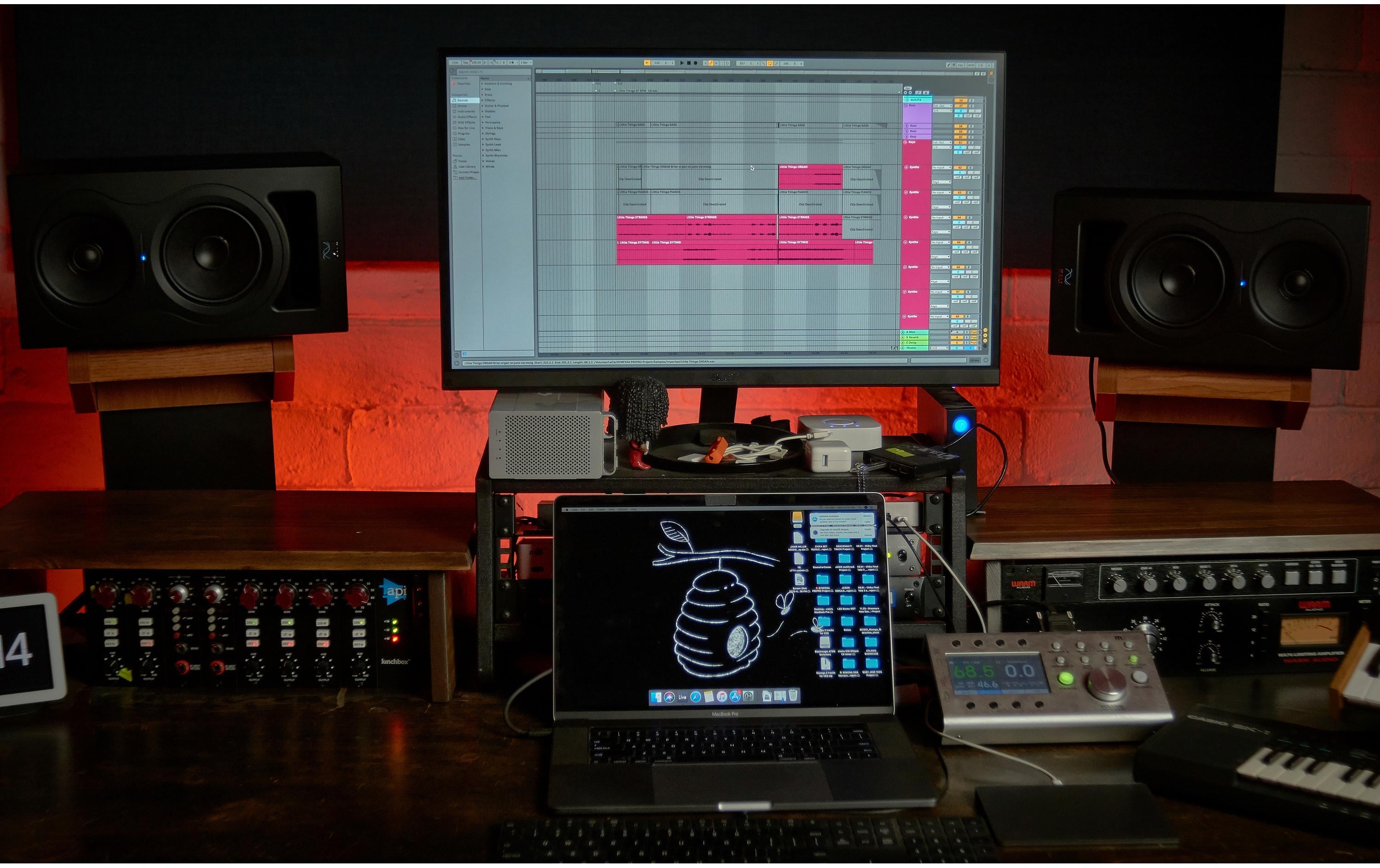 Studiomonitor IN-5 160 W, Schwarz<br>Aktiver 3-Wege-Studiomonitor