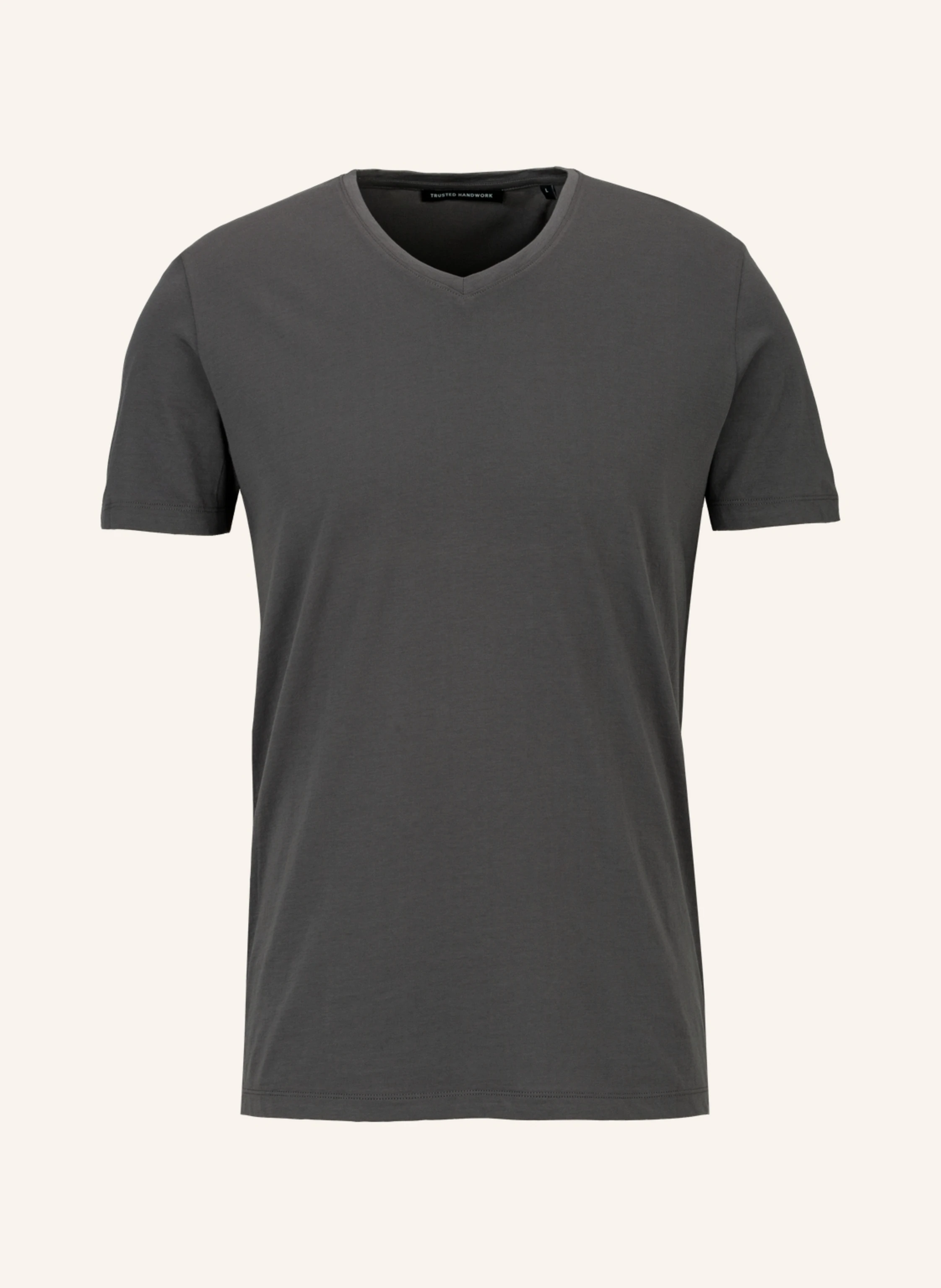 TRUSTED HANDWORK V Neck 1/2-Sleeve T-Shirt