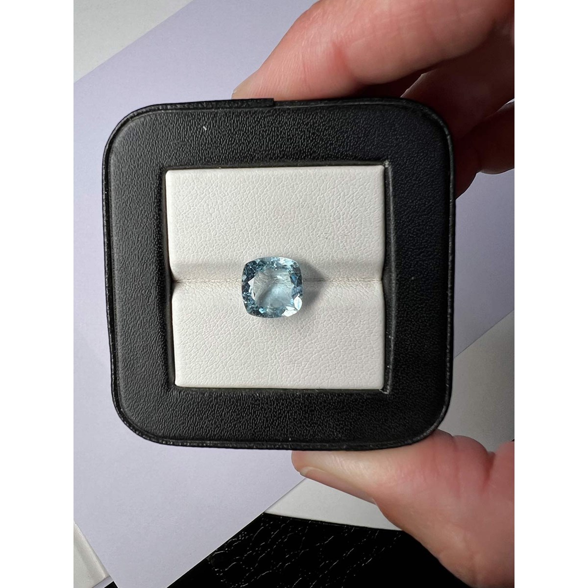Aigue-Marine Cushion de 2.68 carats - Clarté VS - Origine Afrique