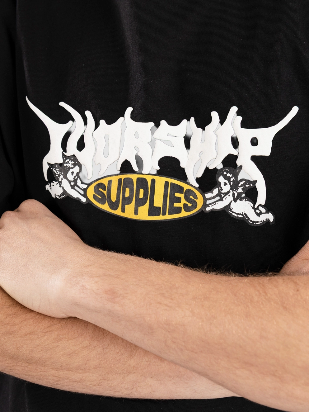 Worship Supplies Messenger T-Shirt black