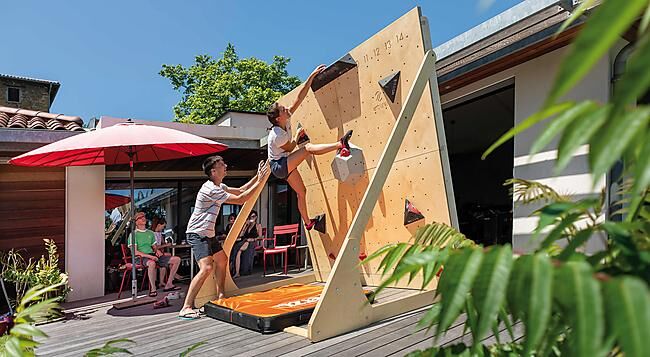 ARTLINE - AGRES ENTRAINEMENT HOMEWALL