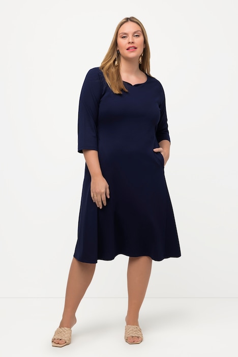 Midikleid, elastische Taille, Herzausschnitt, 3/4-Arm