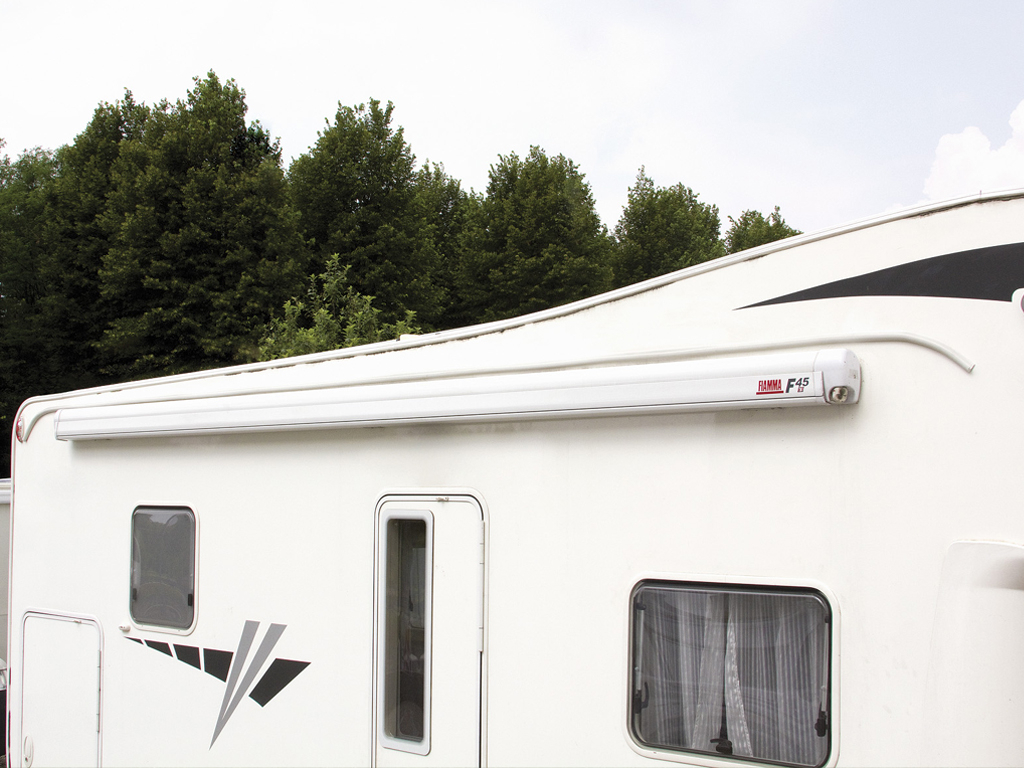 Fiamma Drip Stop regengoot wit 300 cm