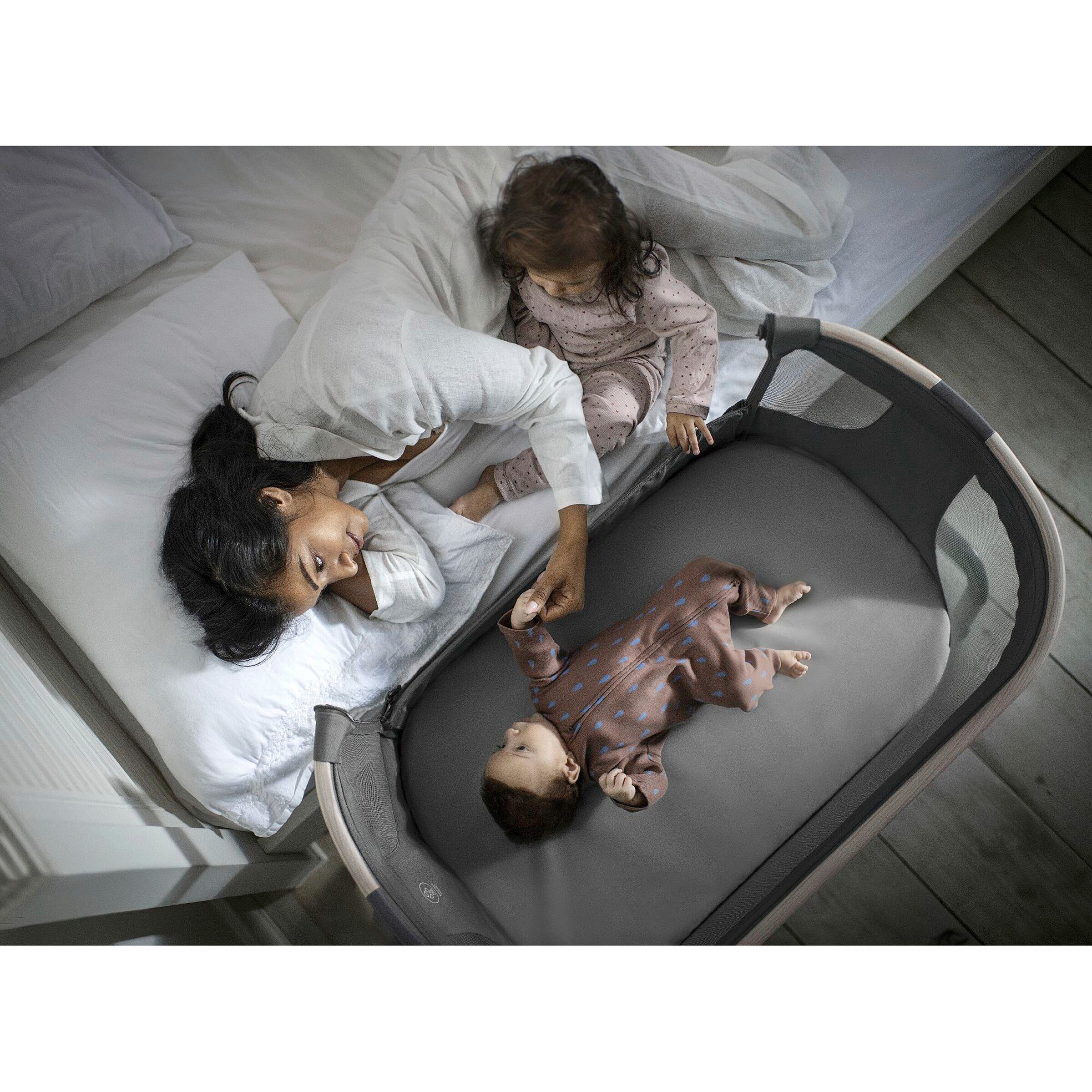 Maxi-Cosi Beistellbett Iora Air Beyond Graphite