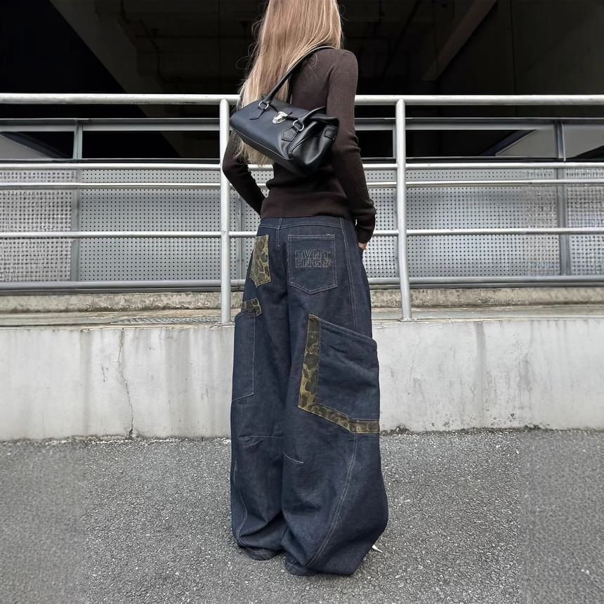 Jerolenea - Mid Rise Leopard Patterned Washed Panel Wide Leg Jeans