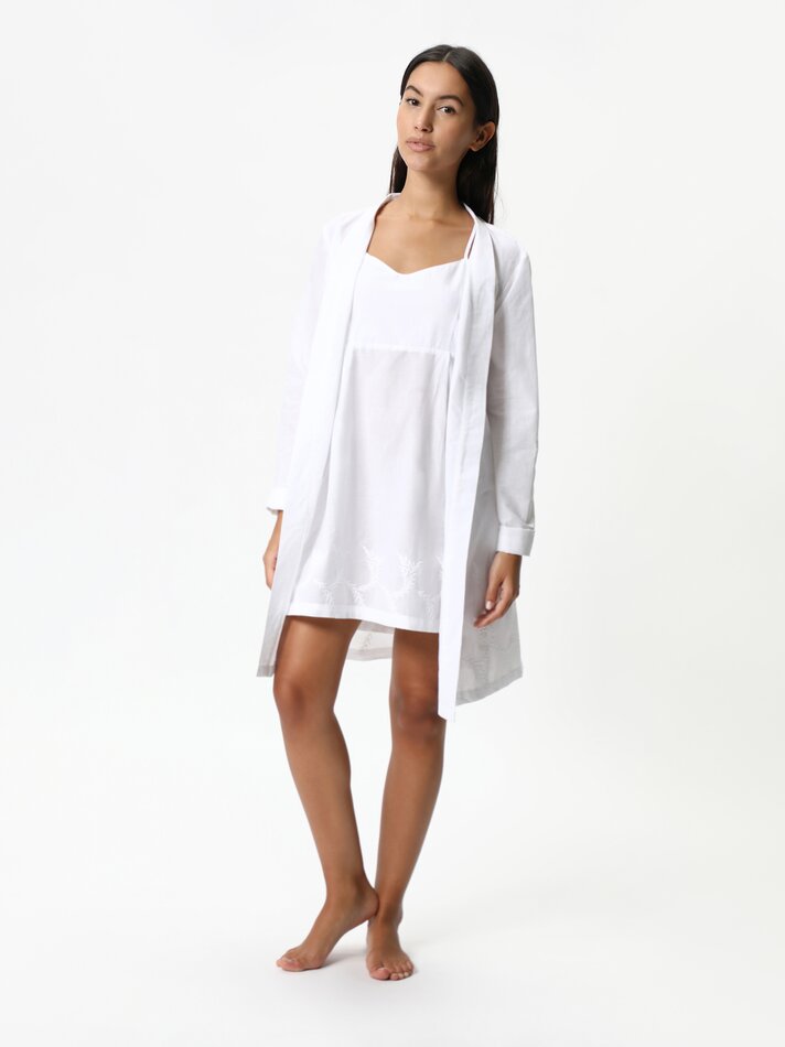 Camisola de pijama bordada - Branca