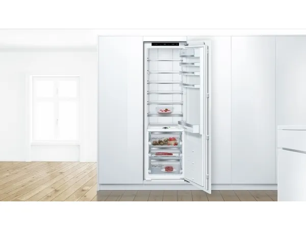 Bosch Serie | 8 KIF81PFE0 - Køleskab - til indbygning - niche - bredde: 56 cm - dybde: 56 cm - højde: 177.2 cm - 289 liter - Klasse E