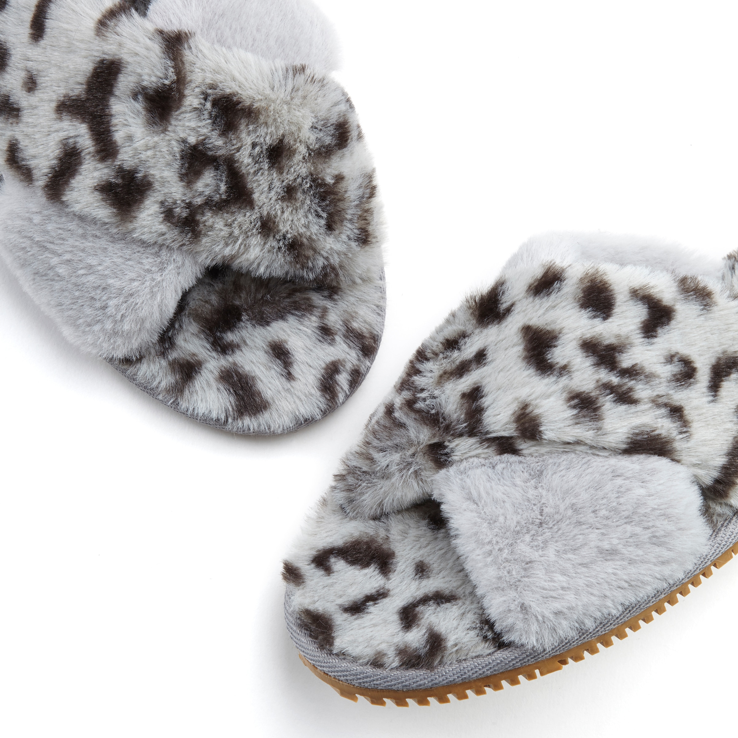 LASCANA Hausschuh »Mule, Sandale, offener Schuh, Pantolette, Pantoffel,«  mit Leo Print VEGAN