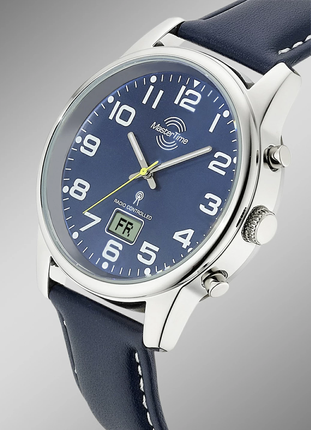 Master Time Funk-Herrenuhr mit Lederarmband