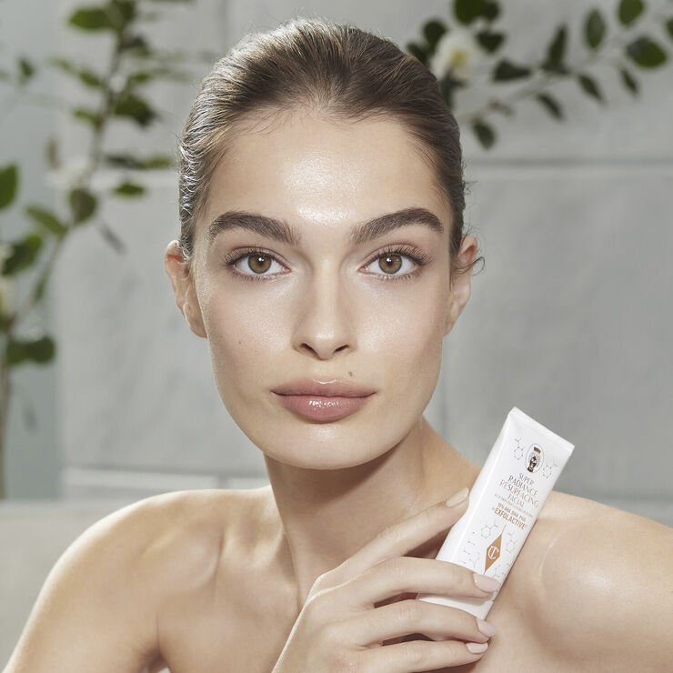 Charlotte Tilbury Super radiance resurfacing facial - Ansigtsmaske