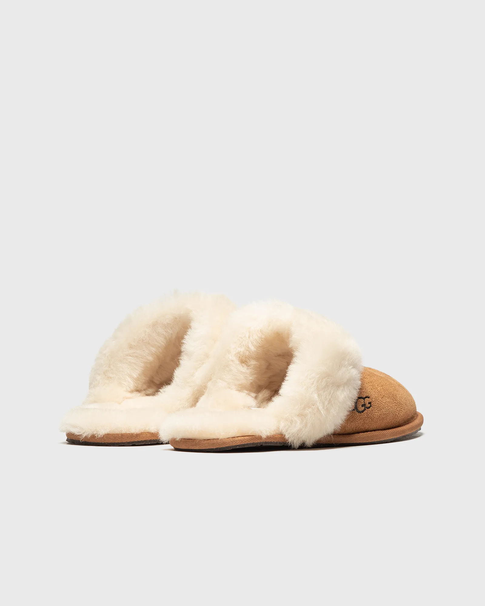 UGG W SCUFFETTE II