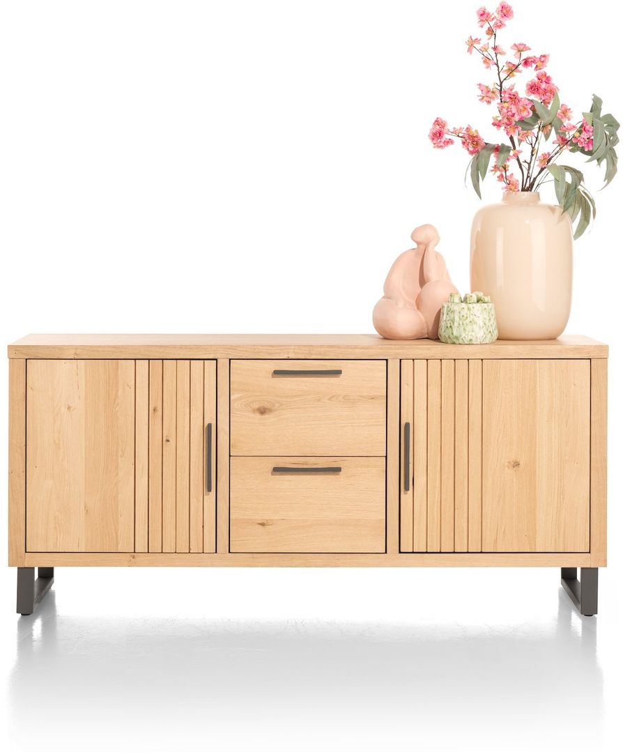 Henders en Hazel Pavie Dressoir