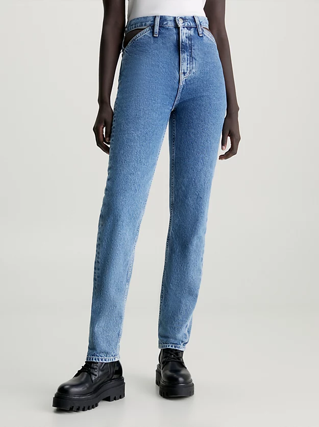 calça jeans slim reta e folgada