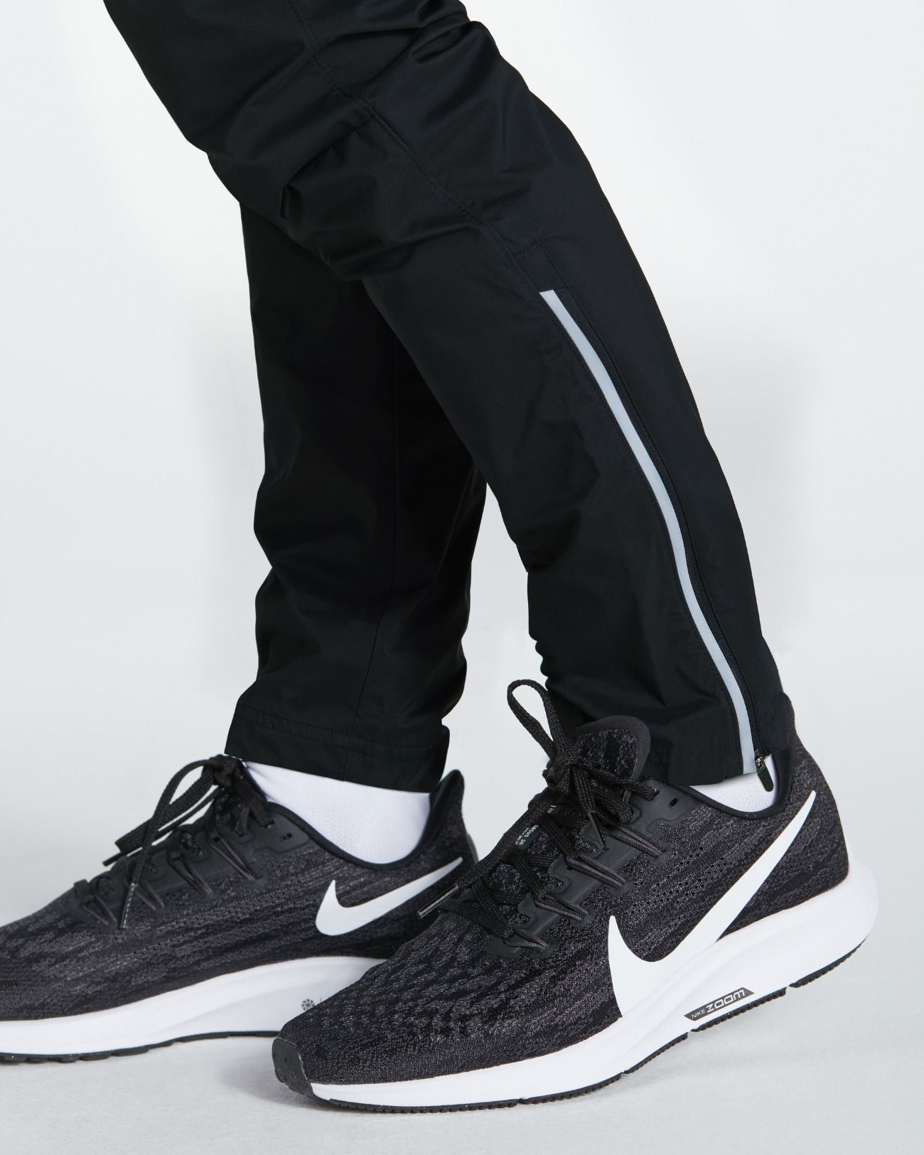 Pantalon de survêtement Nike Woven Noir pour femme