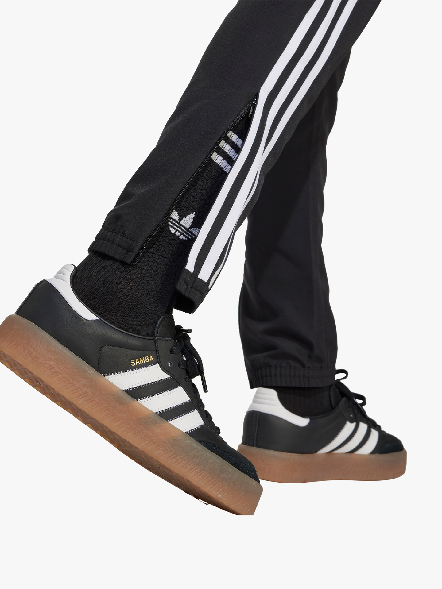 Tiro Essential Pant