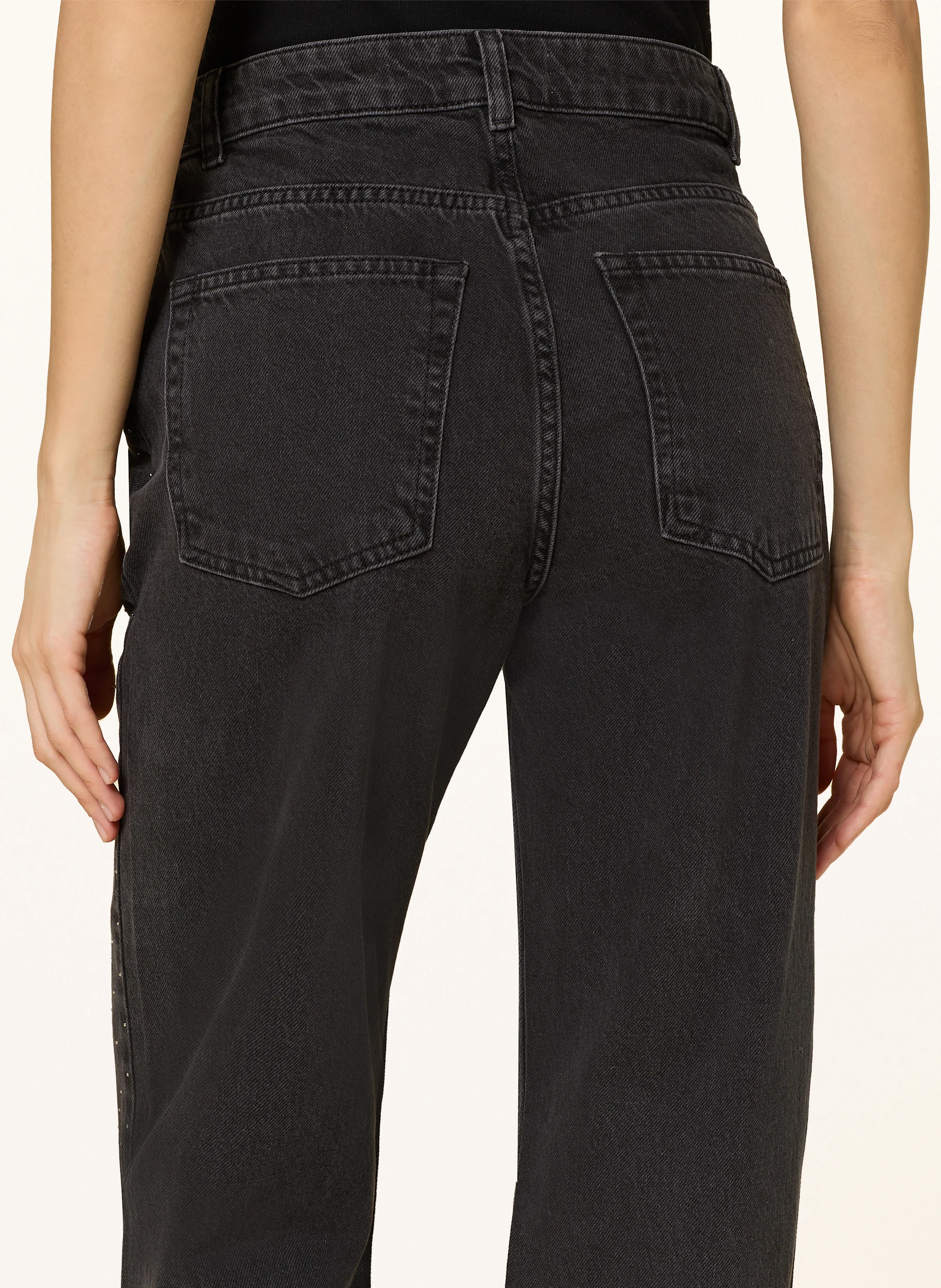 NEO NOIR Flared Jeans SIMONA mit Schmucksteinen