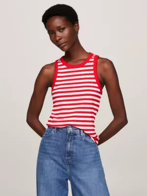 Regata estilo nadador com modelagem justa