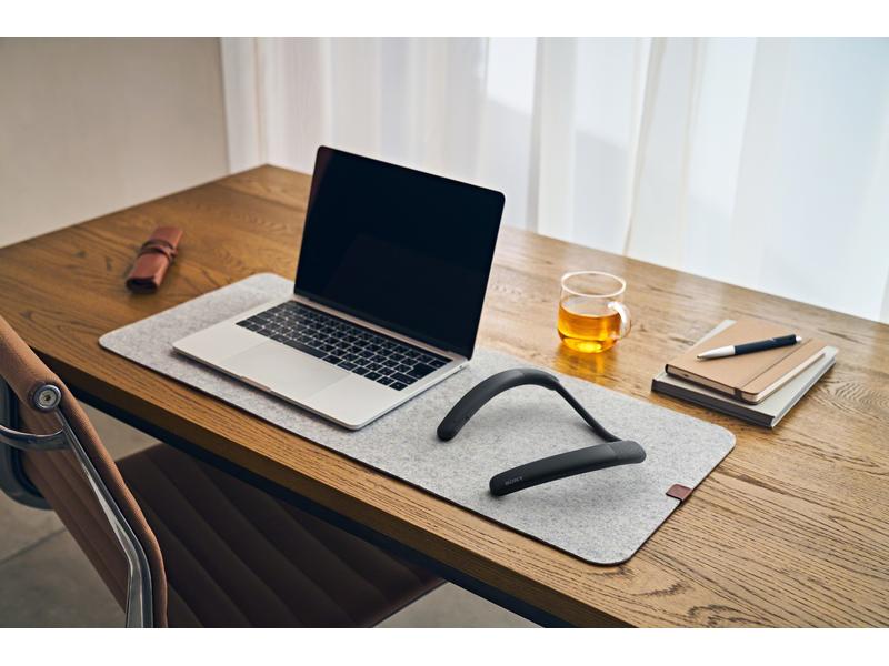 Sony Bluetooth Speaker SRS-NB10 Schwarz Extra leicht und komfortabler Bluetooth Speaker zum Filme schauen, Musik hören oder Telefonate führen dank eingebautem Mikrofon