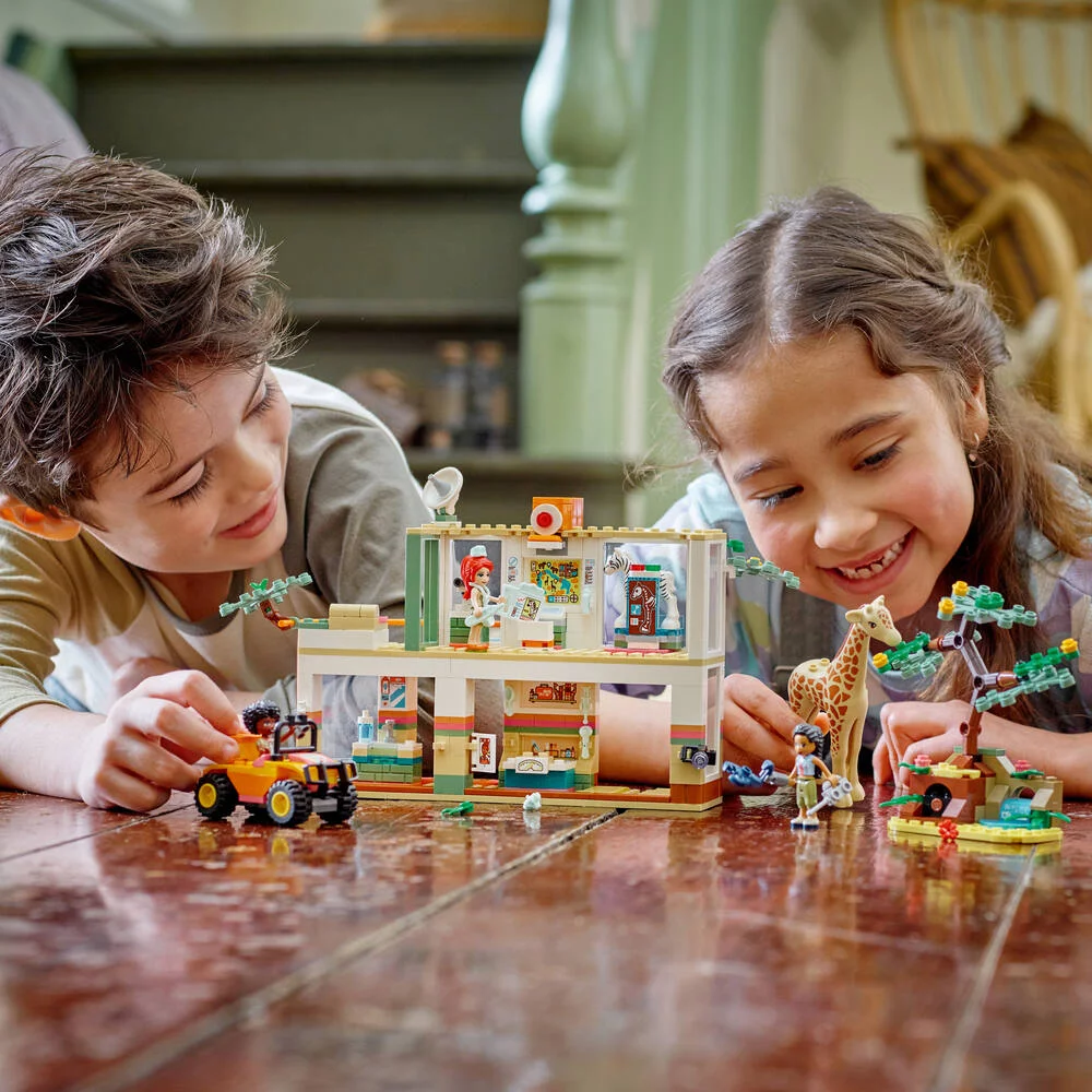LEGO®FRIENDS 41717 - LE CENTRE DE SAUVETAGE DE LA FAUNE DE MIA