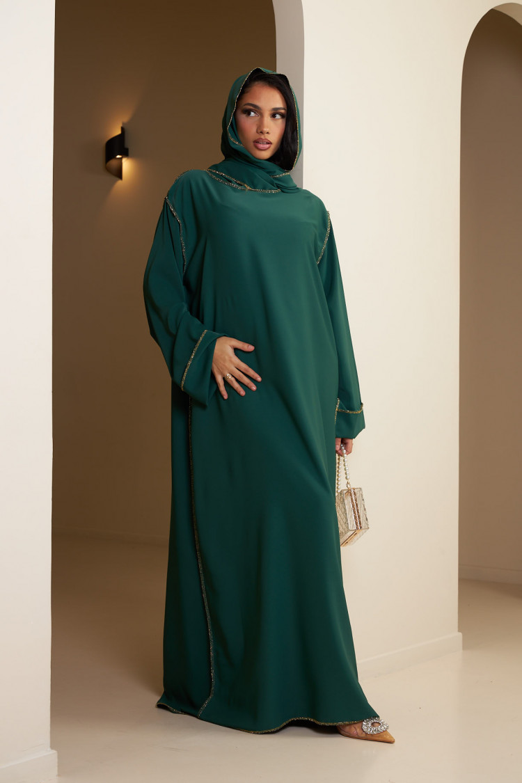 Abaya verte avec voile intégré à couture dorée