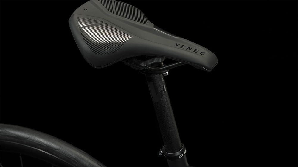 Cube Attain GTC SLX carbon´n´black kaufen | Bike-Discount