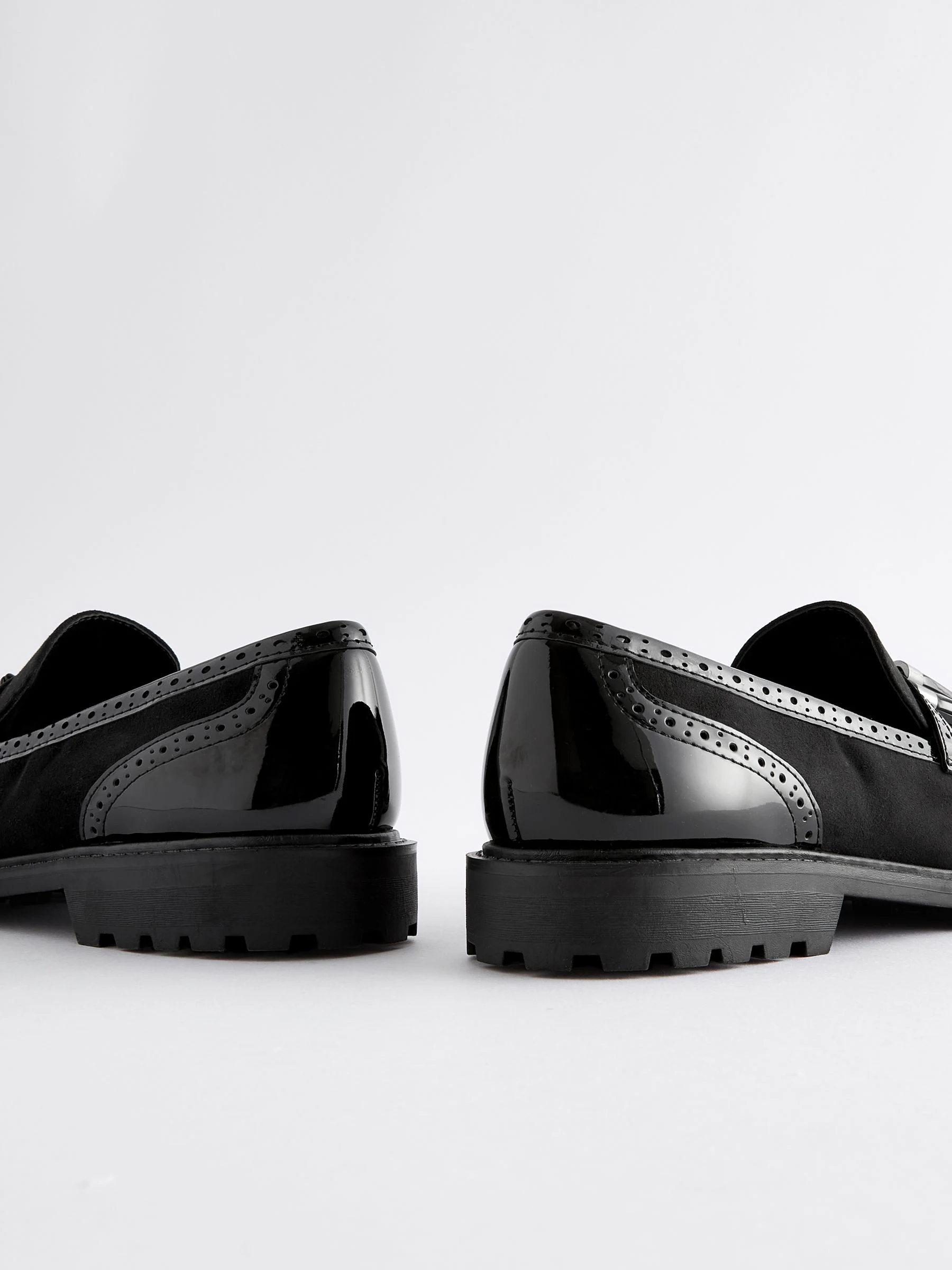 Zwarte mix - Loafers met dikke zool met profiel en kwastjes