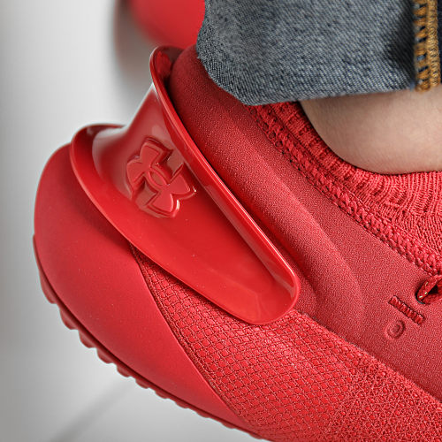 Baskets UA HOVR Phantom 3 MTLC 3025520 Red Red