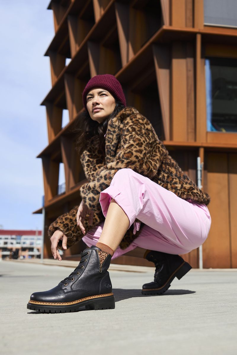 Rieker Veterschoenen Zwart Dames
