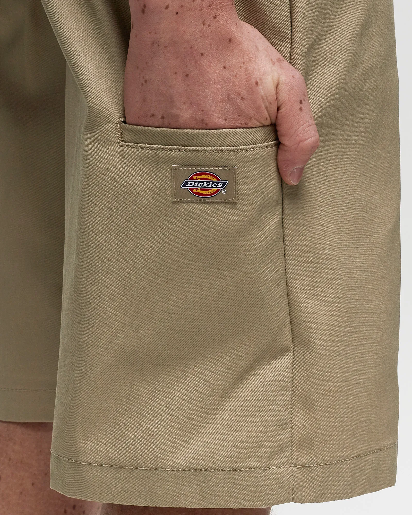 DICKIES 13IN MLT PKT W/ST REC KHAKI