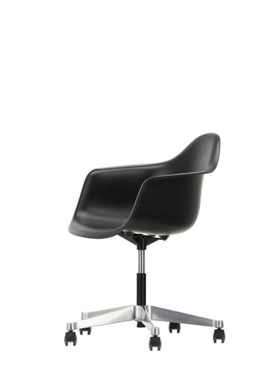Vitra Eames PACC stoel, draaibaar met wielen zwart