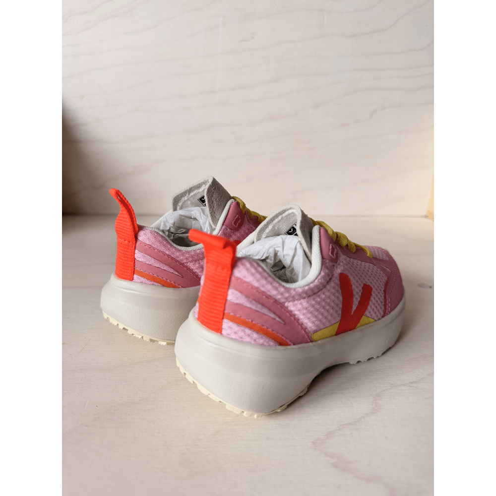 VEJA - Small Canary Light - Guimauve Orange Fluo