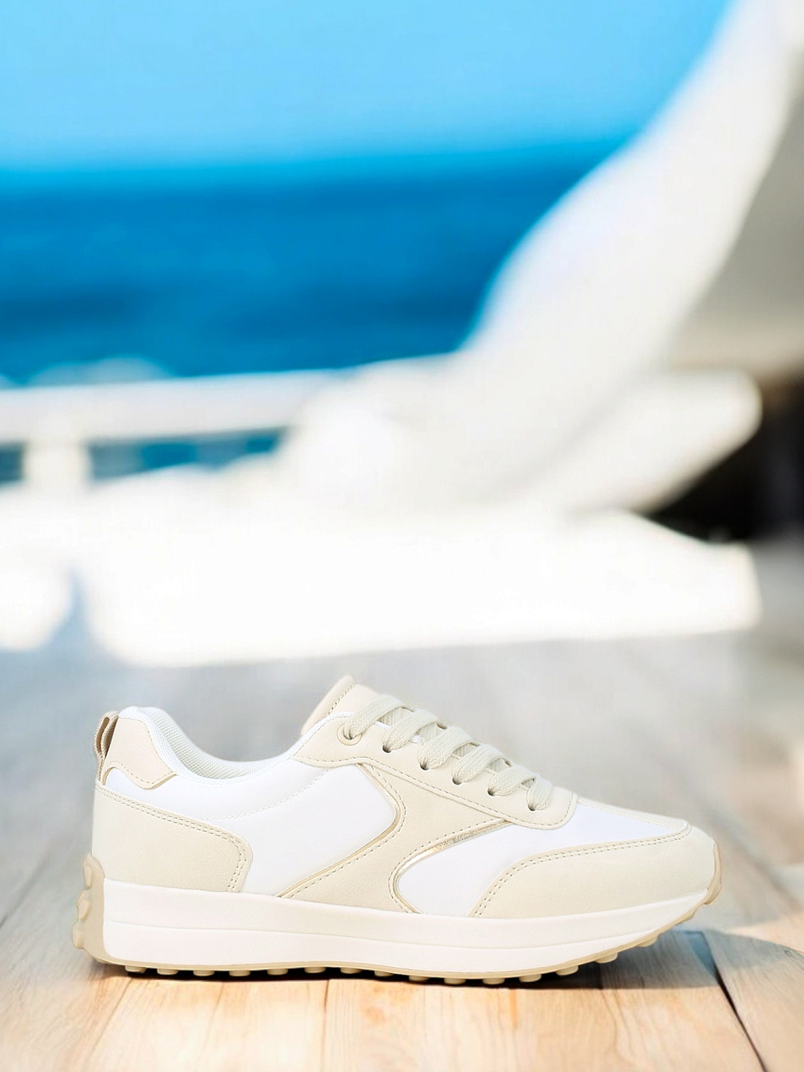 Duffy Pozzallo offwhite