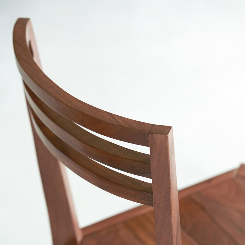 Chaise Luna en palissandre massif