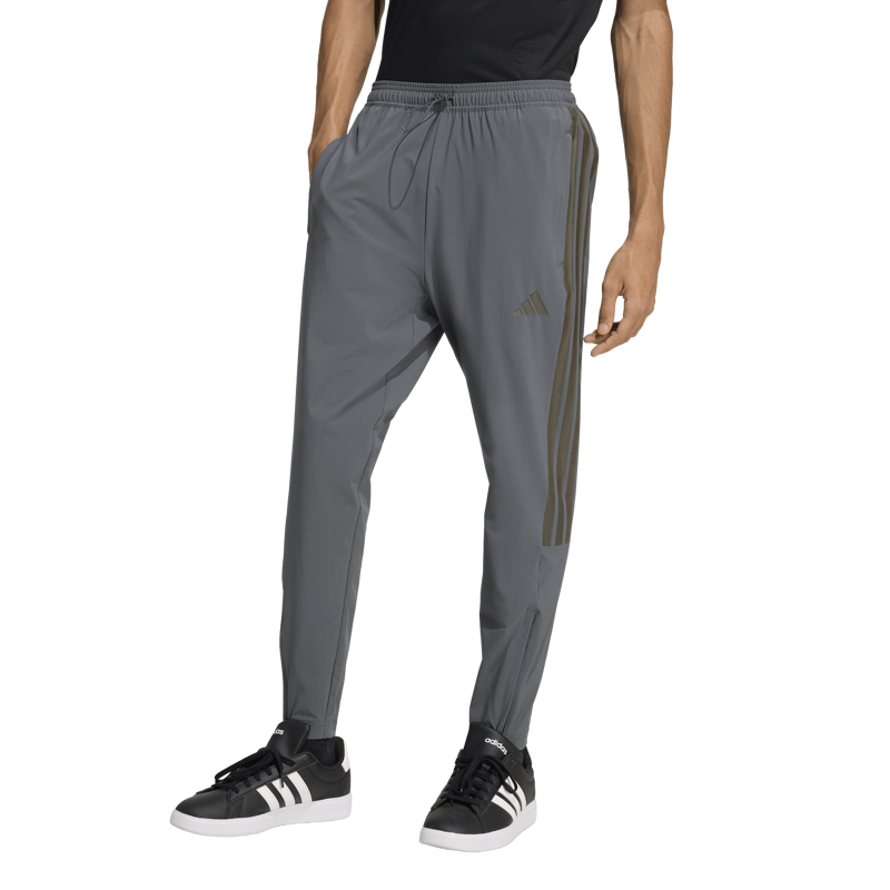 House of Tiro Broek