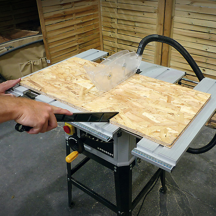 Scie sur table Peugeot Energysaw-254B3 1800W