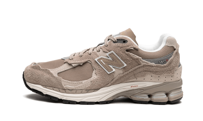 New Balance 2002R Protection Pack Beige - 48h Delivery