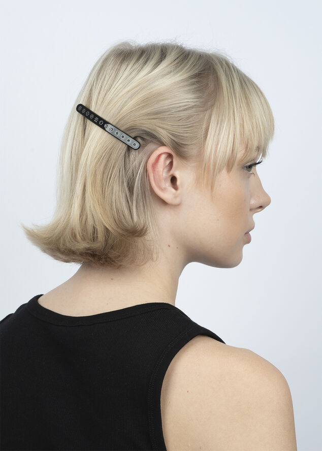 Sui Ava Evergreen Clip Black