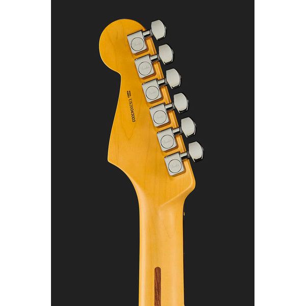 Fender AM Pro II Strat OWT