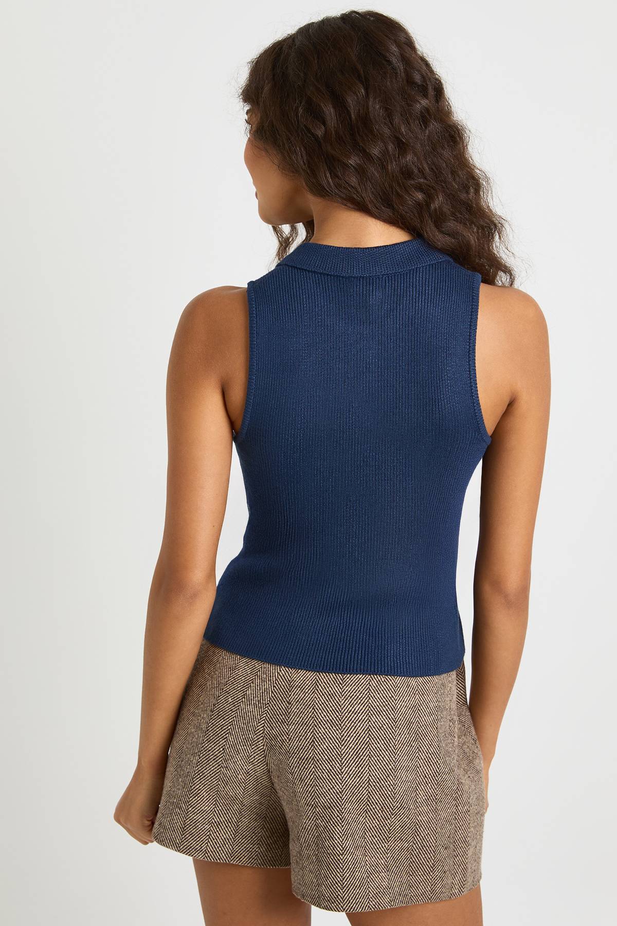 boohoo Gilet tricoté premium à côtes épaisses avec détails de poche