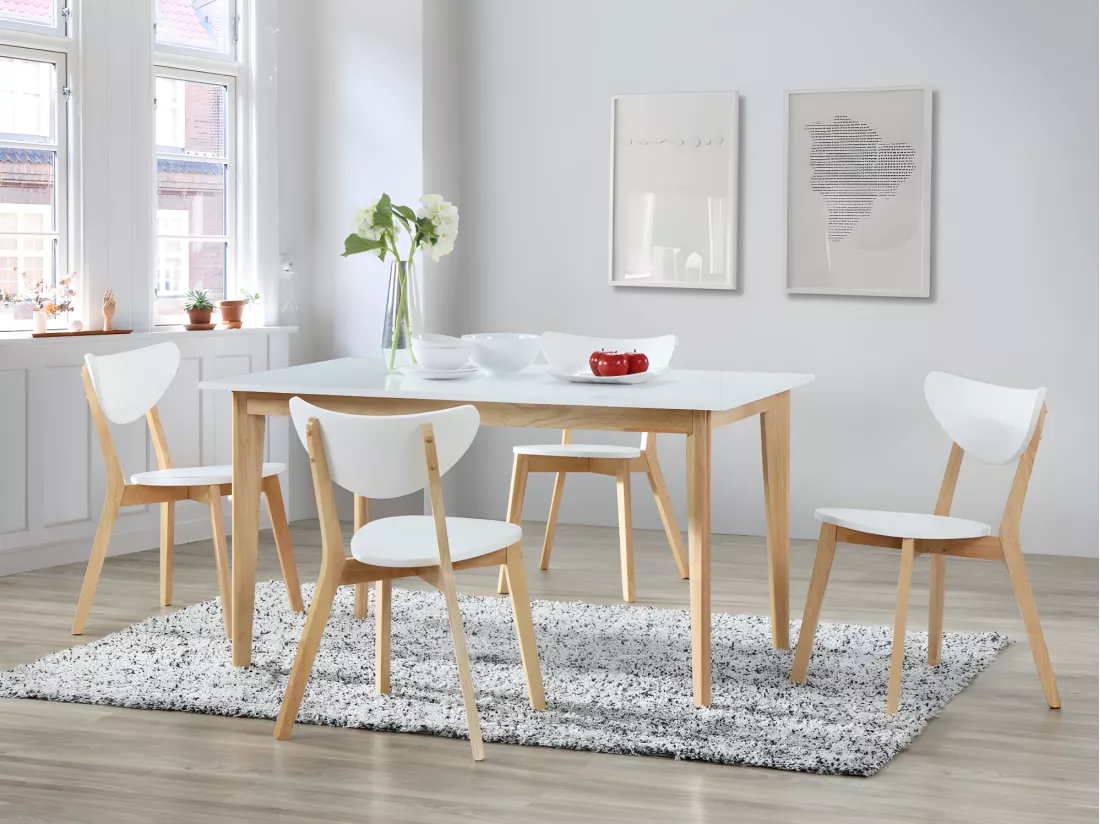 Table à manger extensible CARINE - 6 à 8 personnes - Hévéa massif et MDF - Blanc