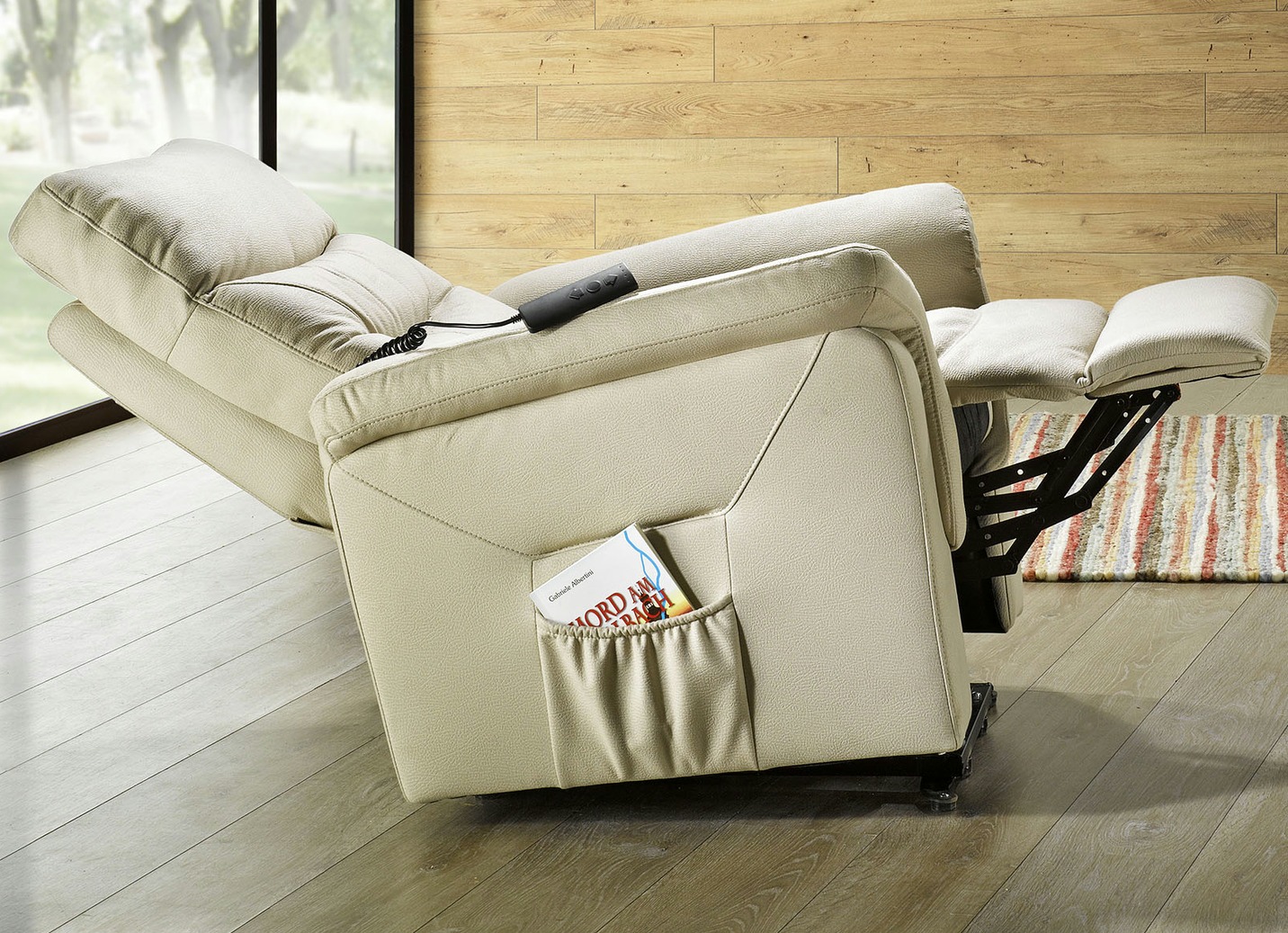 Relax-Sessel mit Aufstehhilfe