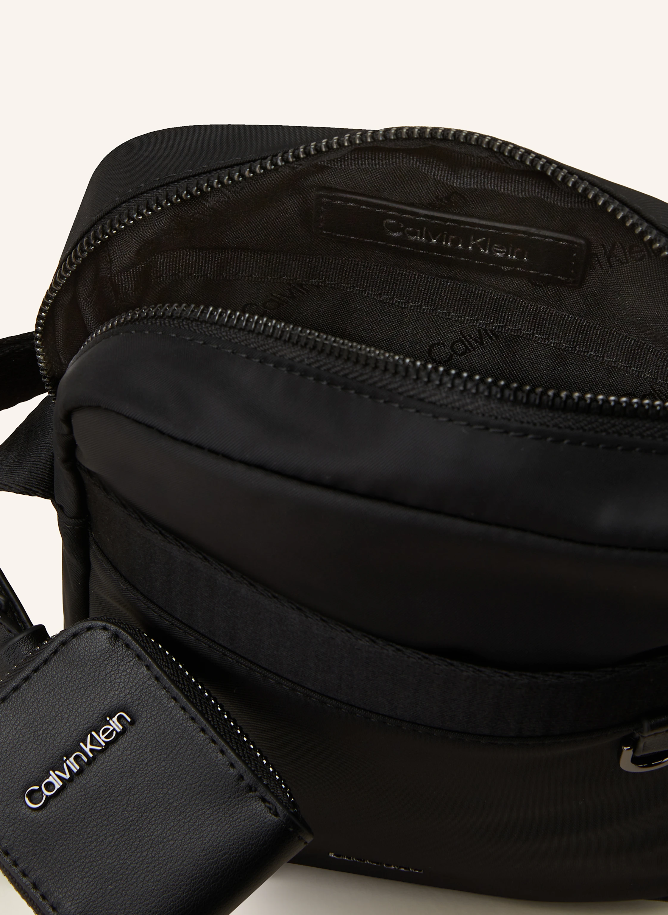 Calvin Klein Umhängetasche