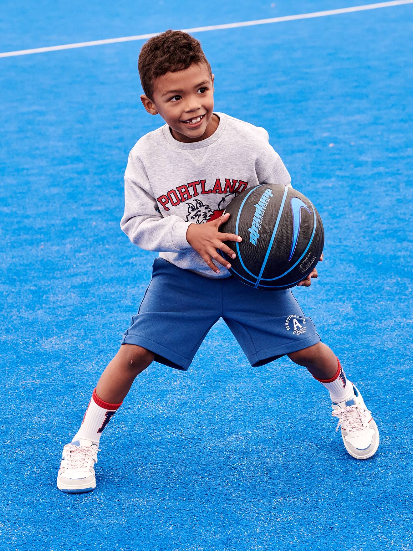 Calções desportivos de lã polar azul elétrico para meninos