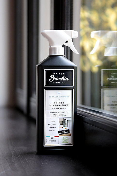Nettoyant surfaces vitrées vitres et verrières au vinaigre Maison Briochin 750ml