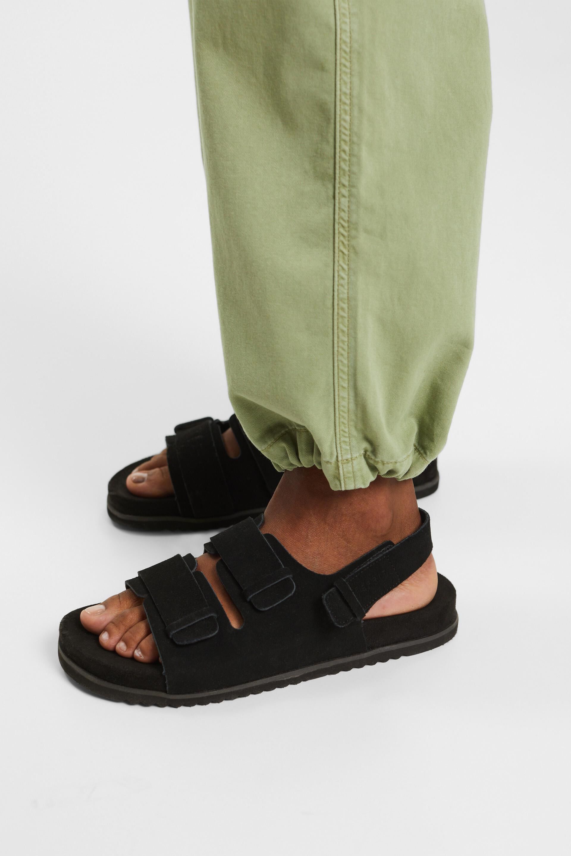 Sandales en cuir suédé