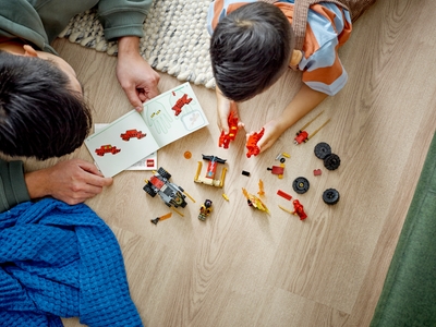 LEGO Kai en Ras' duel tussen auto en motor (71789)