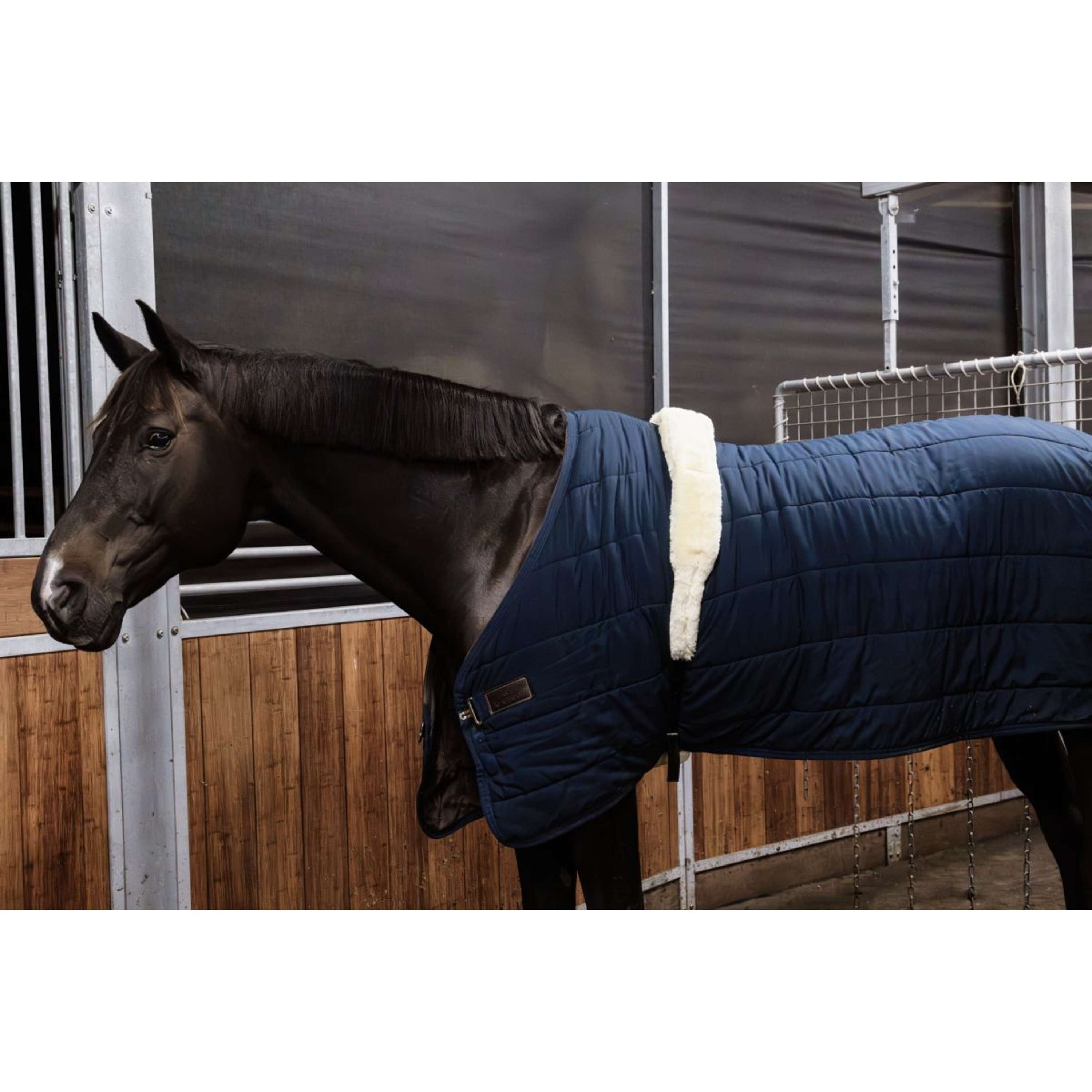Kentucky Longeersingel Sheepskin Zwart