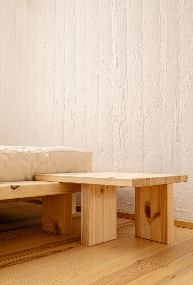Karup Design Nachttisch »Japan Bett-Tisch, FSC®-zertifiziertes Massivholz,made in Europe« Speziell für das Japan-Bett entworfen – perfekt integriert & passend